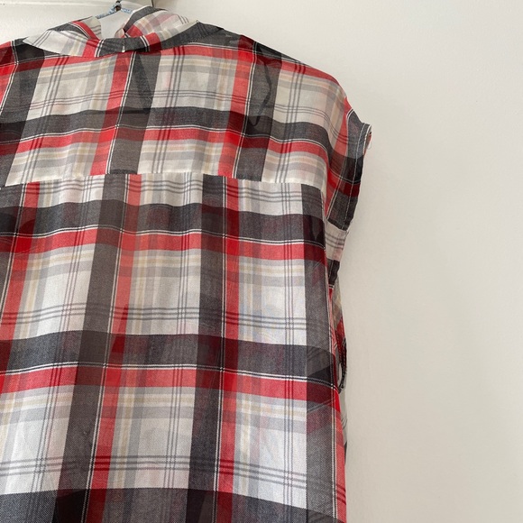 Mango Wrap Top - Picture 11 of 12